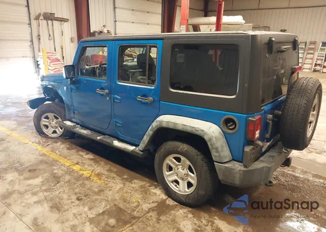 2016 Jeep Wrangler Unlimited Sport z USA, uszkodzony, nr VIN 1C4BJWDG4GL256084